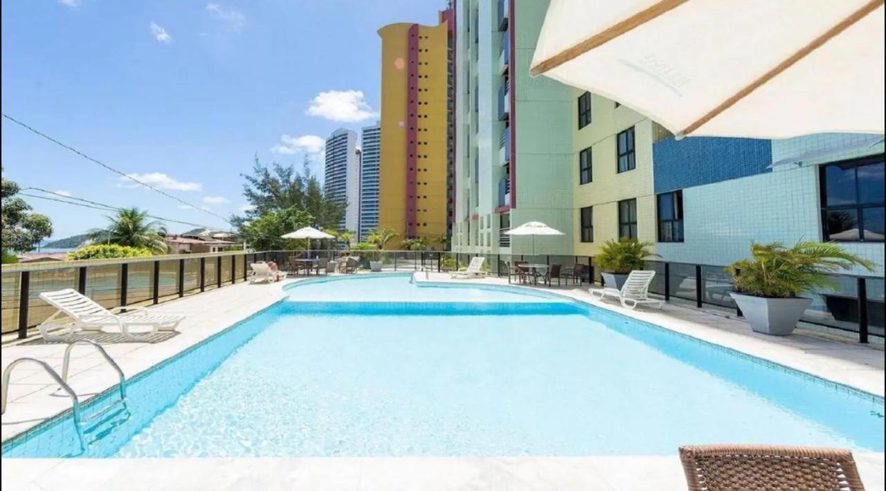 Paradise Flat 4*